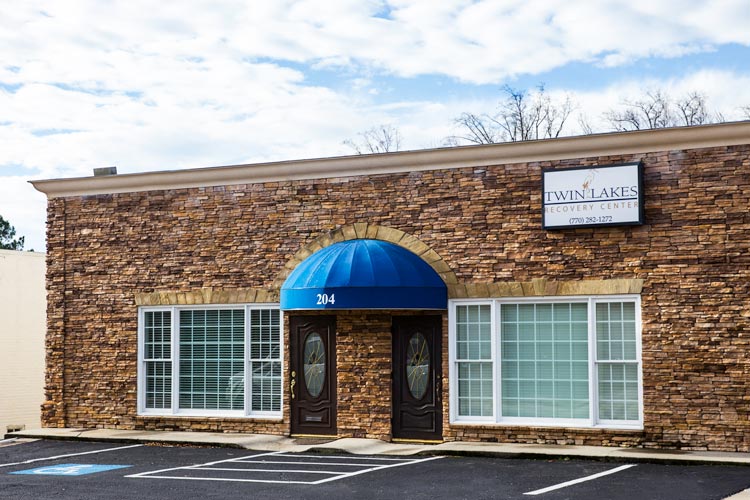 Twin Lakes Recovery Center Intensive Outpatient Program IOP in Gainesville Georgia - drug and alcohol addiction treatment facility  - atlanta iop - georgia outpatient drug treatment